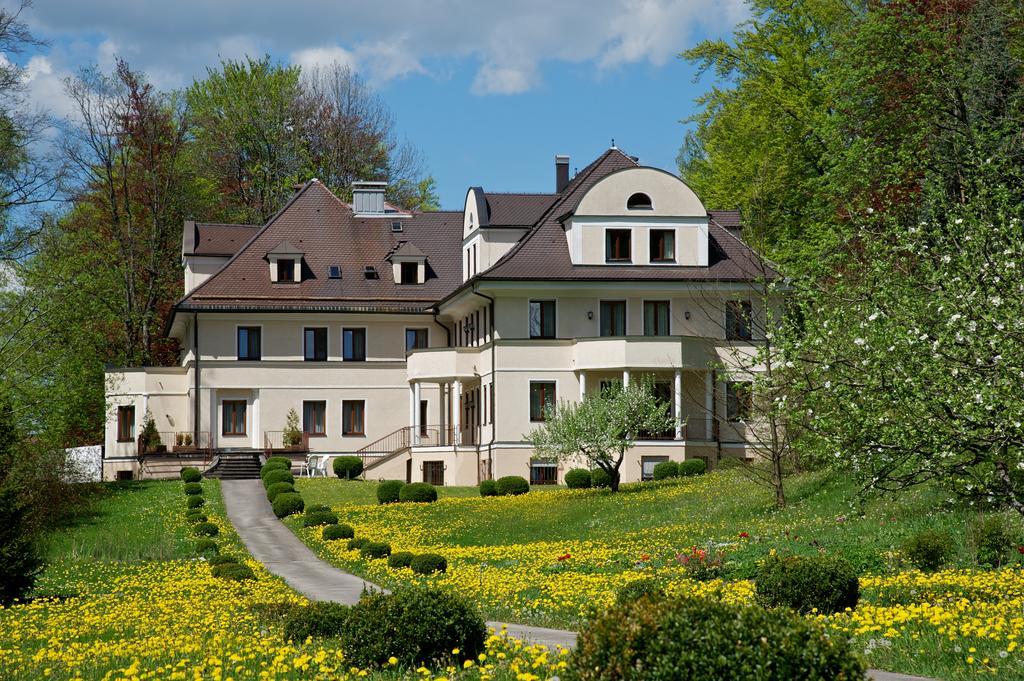 Hideauts Hotels Der Rosengarten Fussen Bagian luar foto