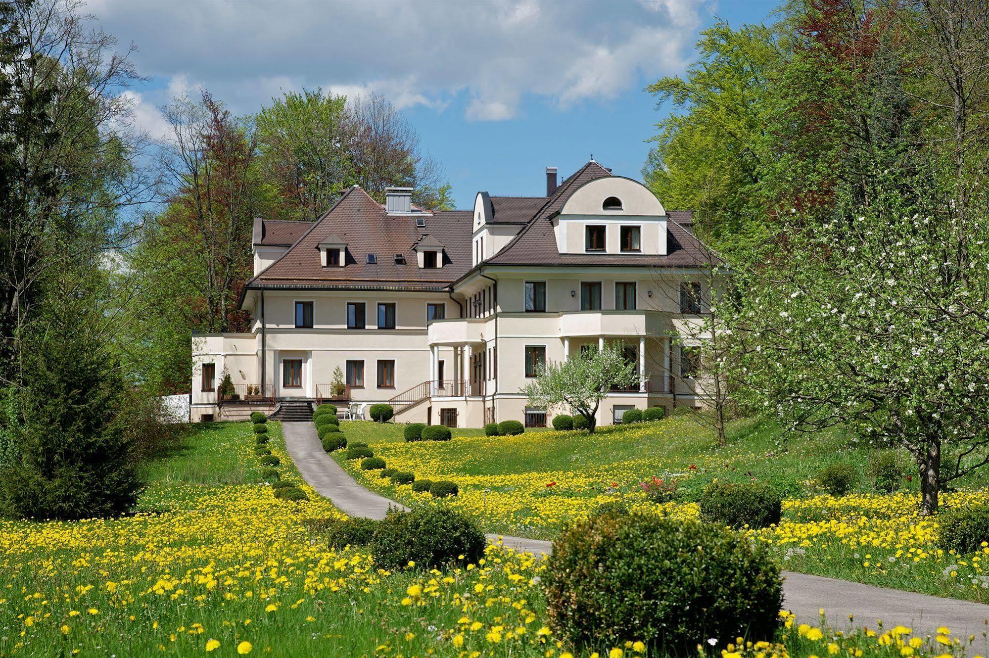 Hideauts Hotels Der Rosengarten Fussen Bagian luar foto